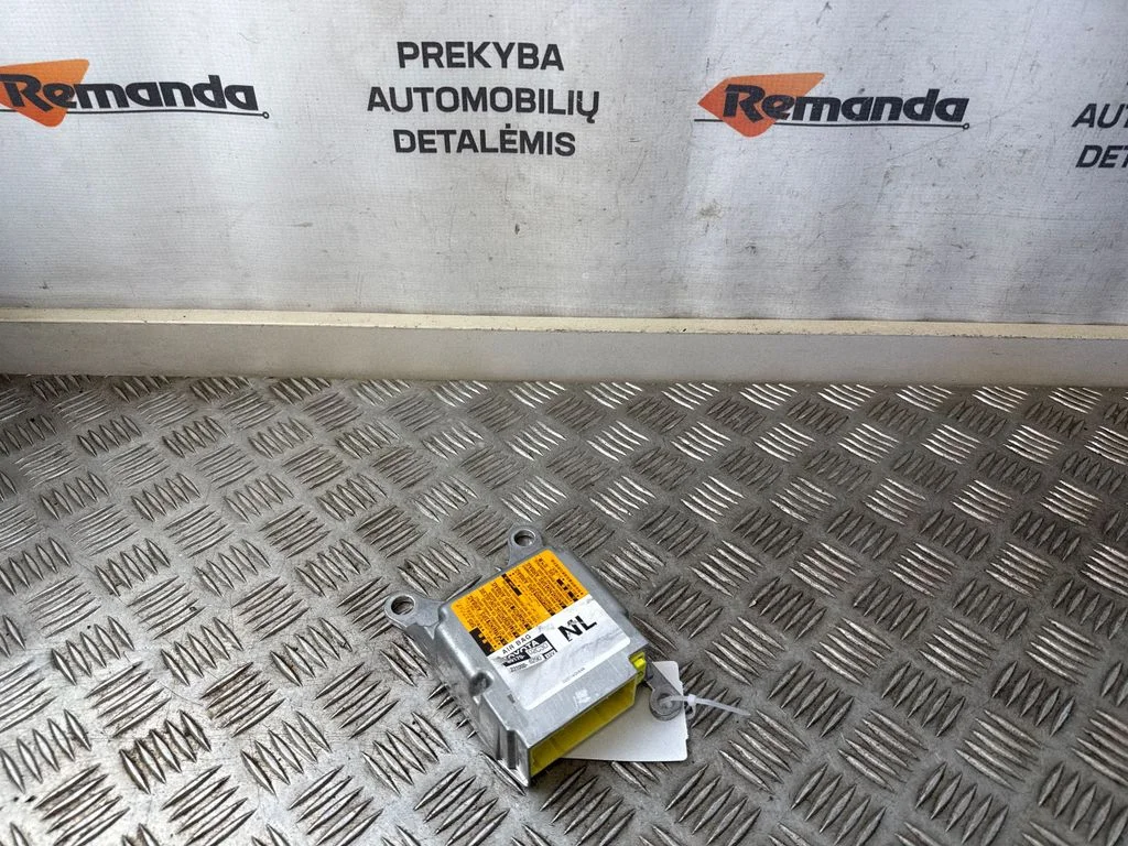 Drošības spilvenu vadības bloks 8917002C30