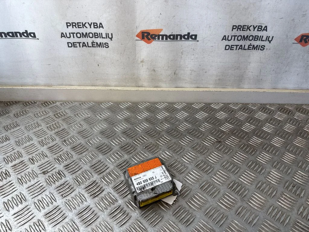 Drošības spilvenu vadības bloks – Audi A6 Allroad C5 (1999-2005)