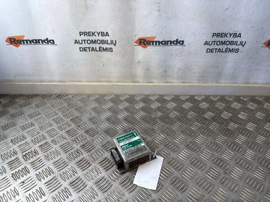 Drošības spilvenu vadības bloks 8A0959655