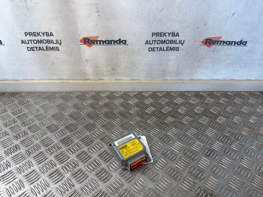 Drošības spilvenu vadības bloks