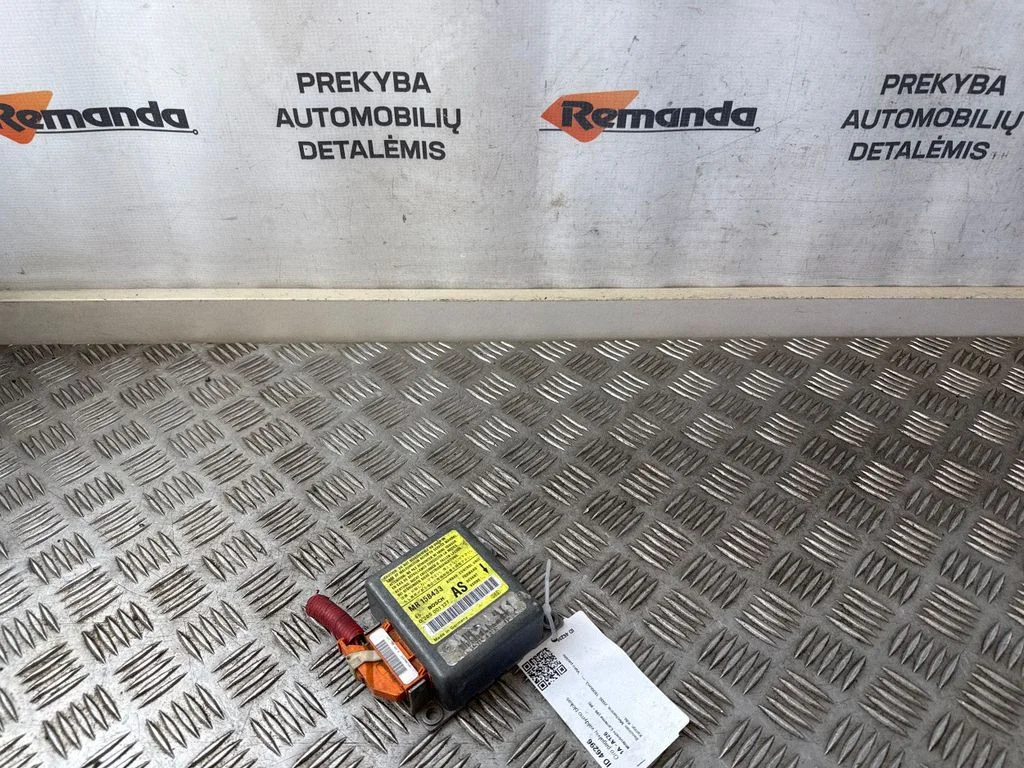 Oro pagalvių valdymo blokas