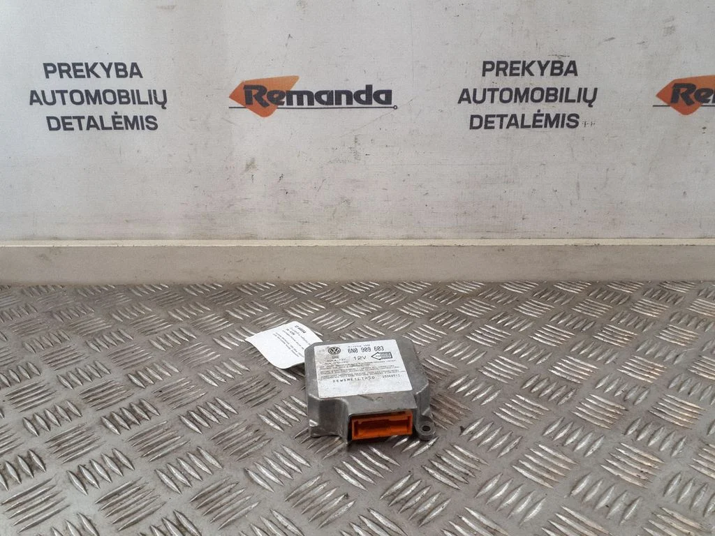 Drošības spilvenu vadības bloks 6N0909603