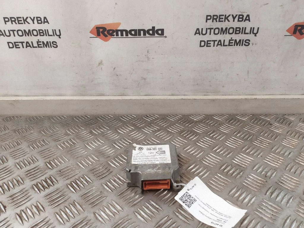 Sterownik poduszek powietrznych 6N0909603