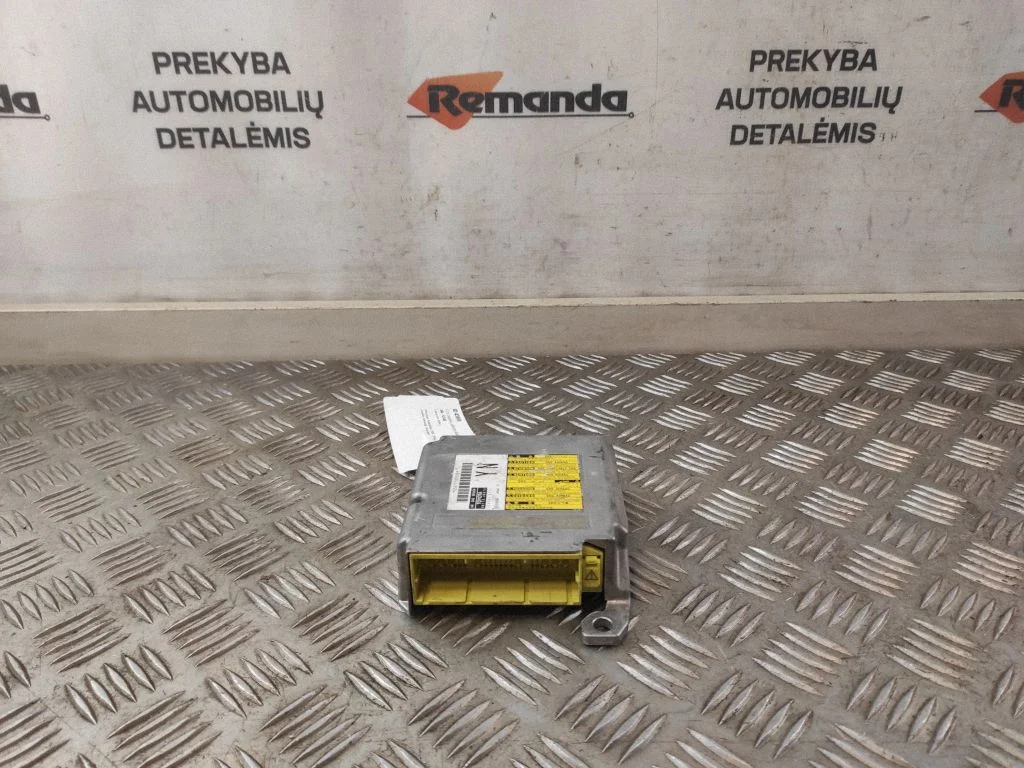 Drošības spilvenu vadības bloks 8917048610