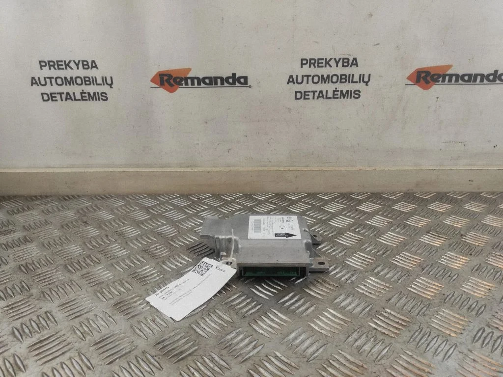 Oro pagalvių valdymo blokas