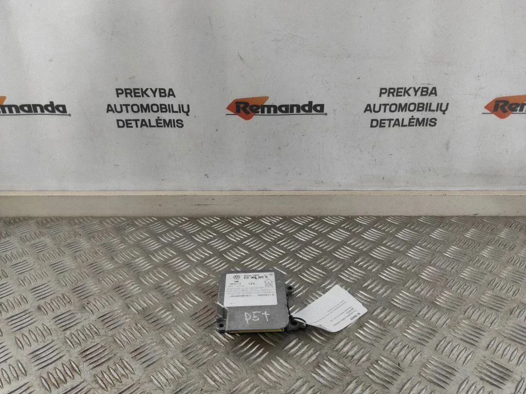 Drošības spilvenu vadības bloks 1C0909605B