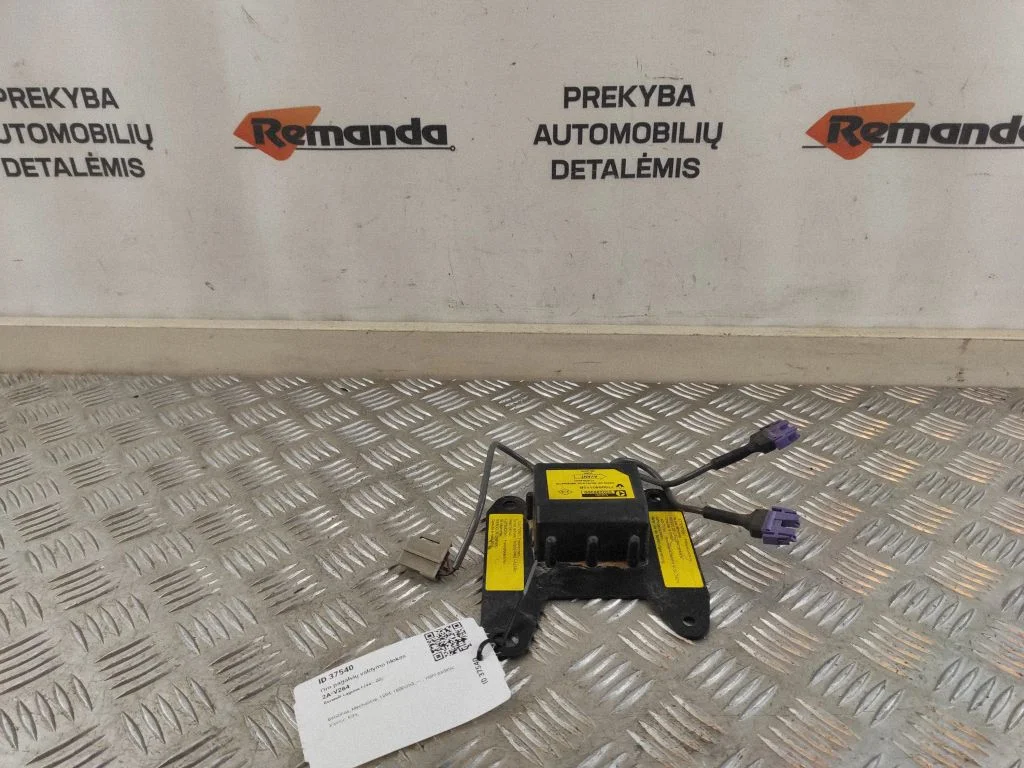 Oro pagalvių valdymo blokas