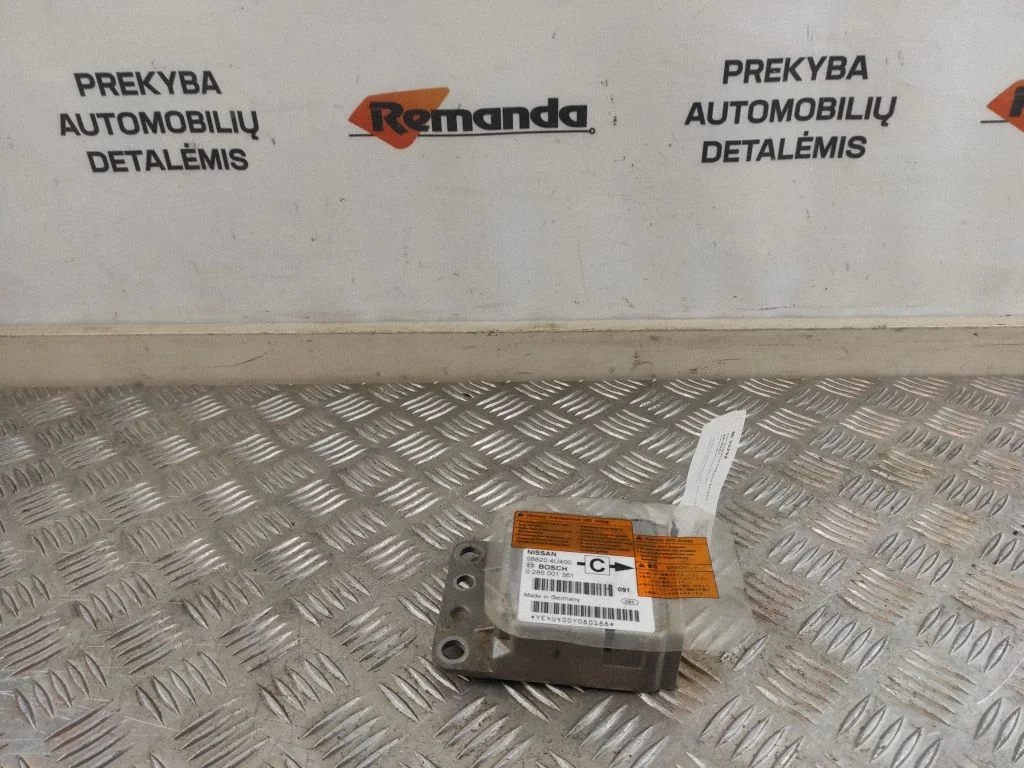 Oro pagalvių valdymo blokas
