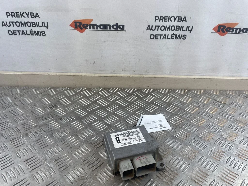 Oro pagalvių valdymo blokas