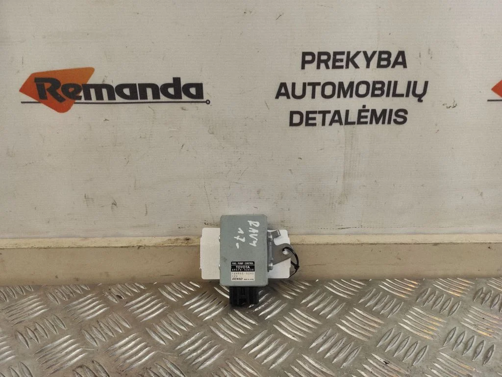 Degalų (kuro) siurblio valdymo blokas