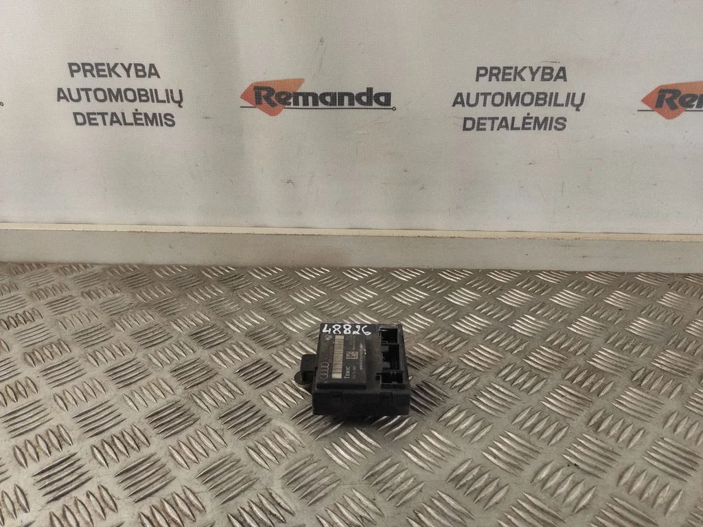 Door control unit/module – Audi Q7 4L (2005-2015)