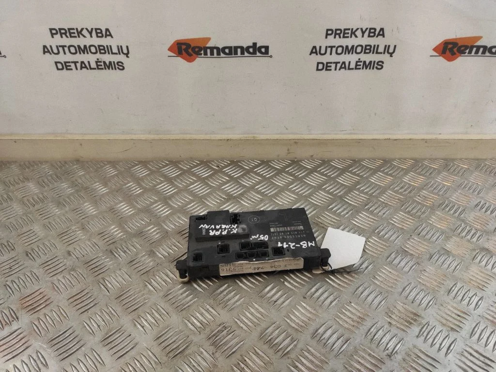 Door control unit/module – Mercedes-Benz E-Class W211 (2002-2009)