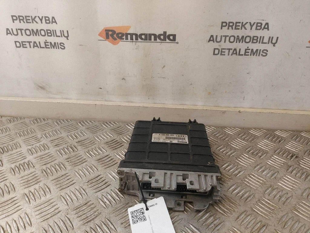 Dzinēja vadības bloks 028906021D