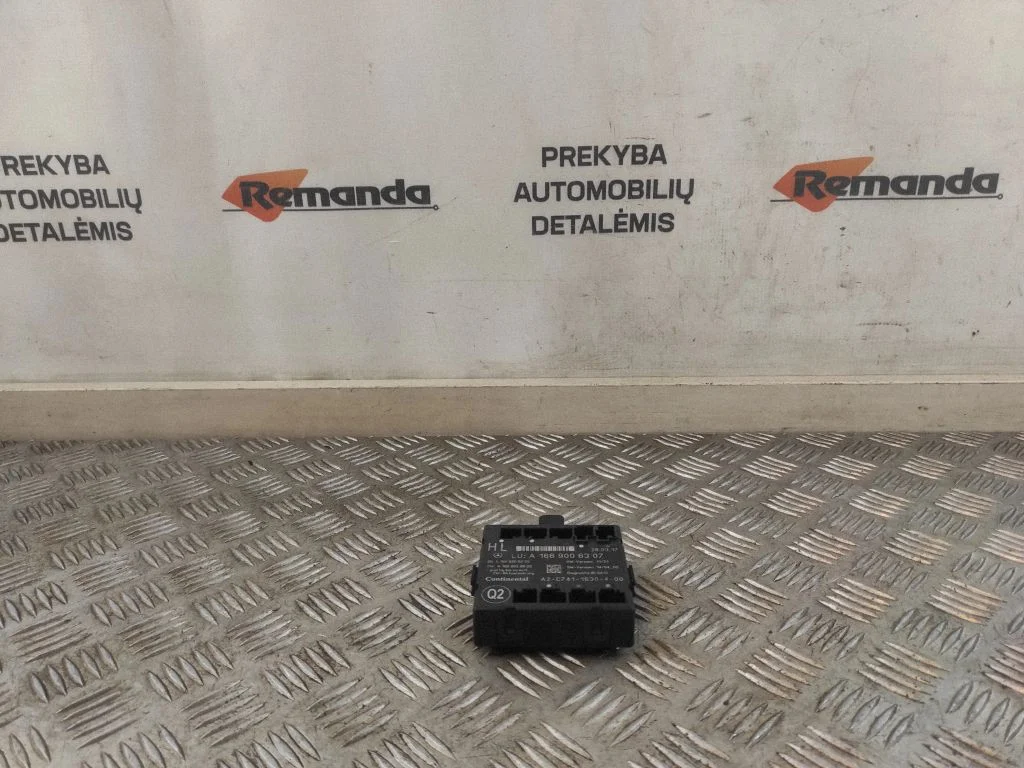 Durvju elektronikas vadības bloks – Mercedes-Benz ML klase W166 (2012-2017)