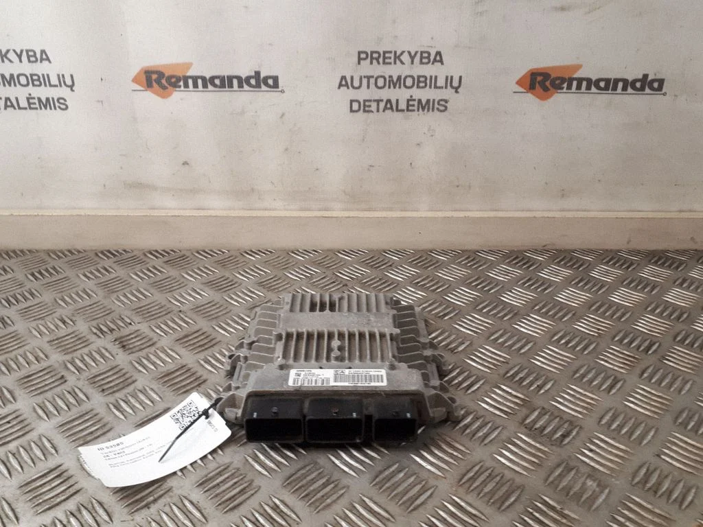 Dzinēja vadības bloks SW9664287480