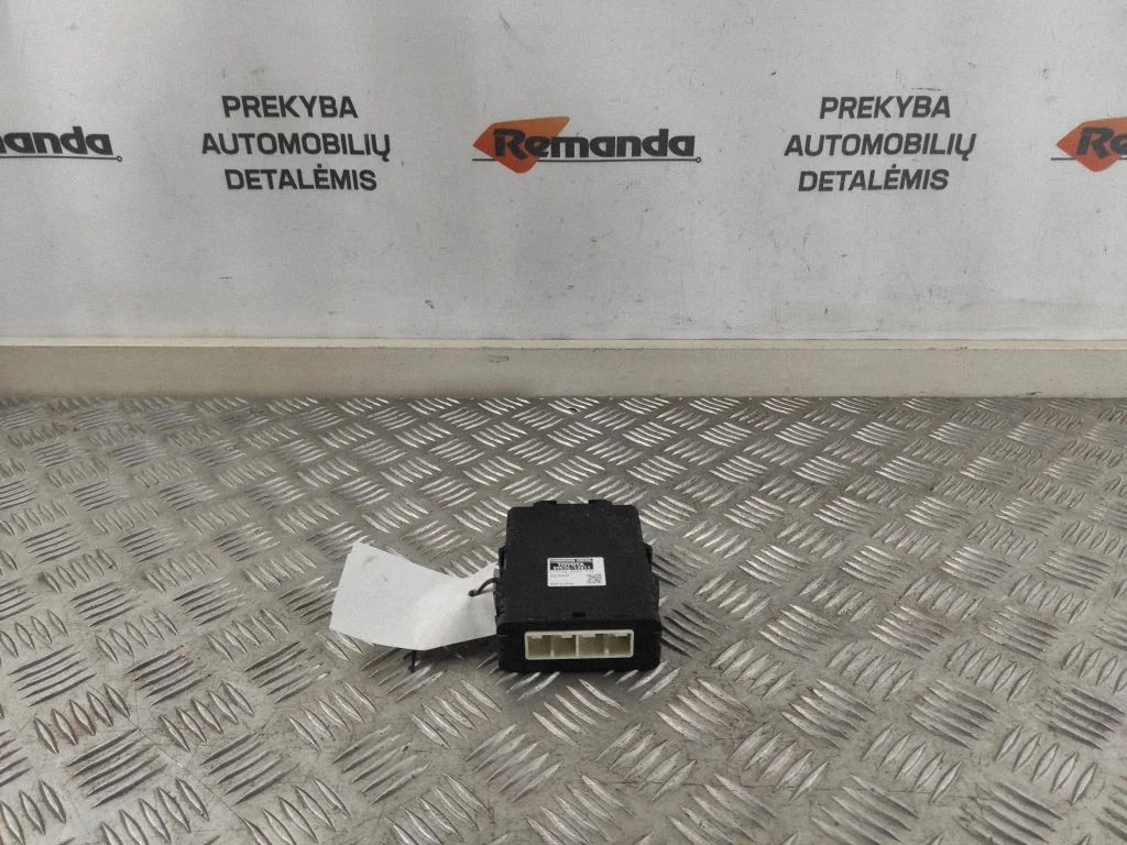 Pavarų dėžės valdymo blokas