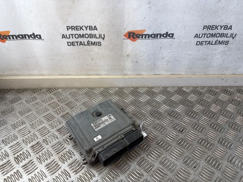 Dzinēja vadības bloks 31272463AA