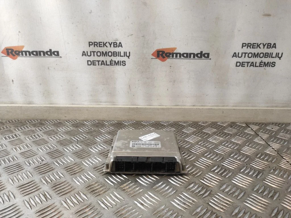 Dzinēja vadības bloks NNN000150