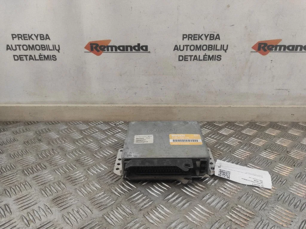 Variklio valdymo blokas