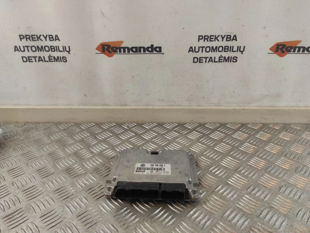 Engine control unit/module – Volkswagen Passat B5 (1997-2000)