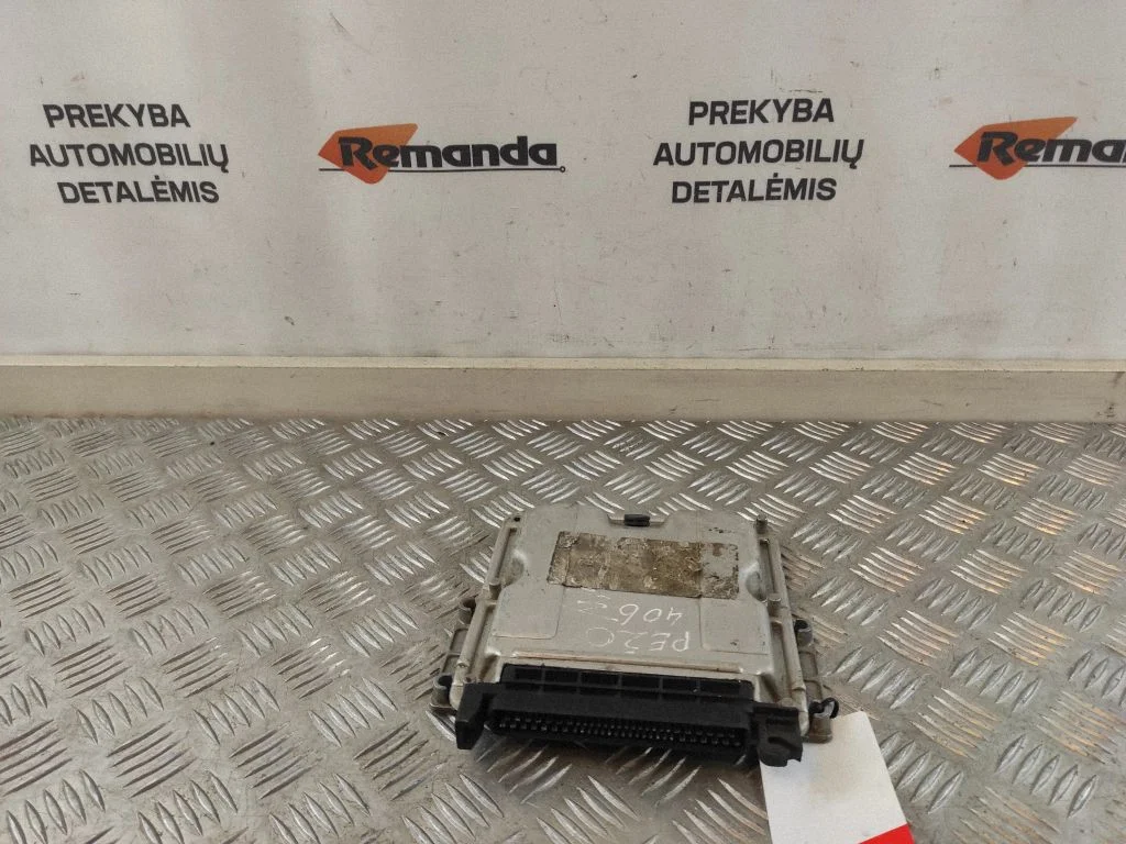 Variklio valdymo blokas