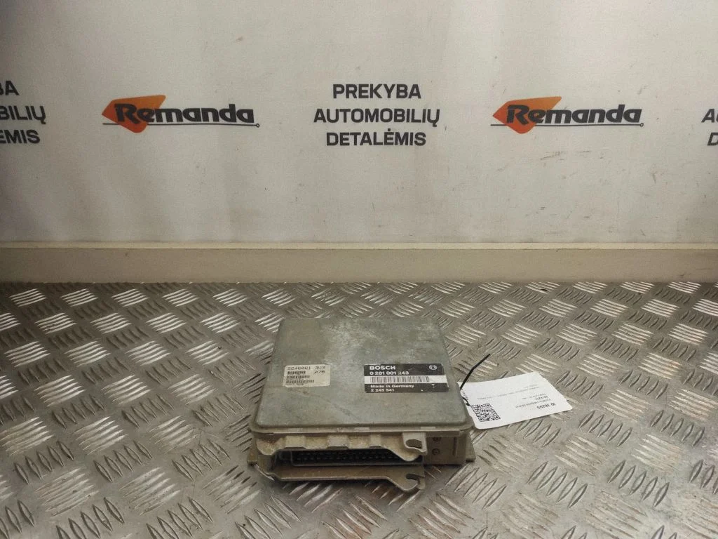Variklio valdymo blokas