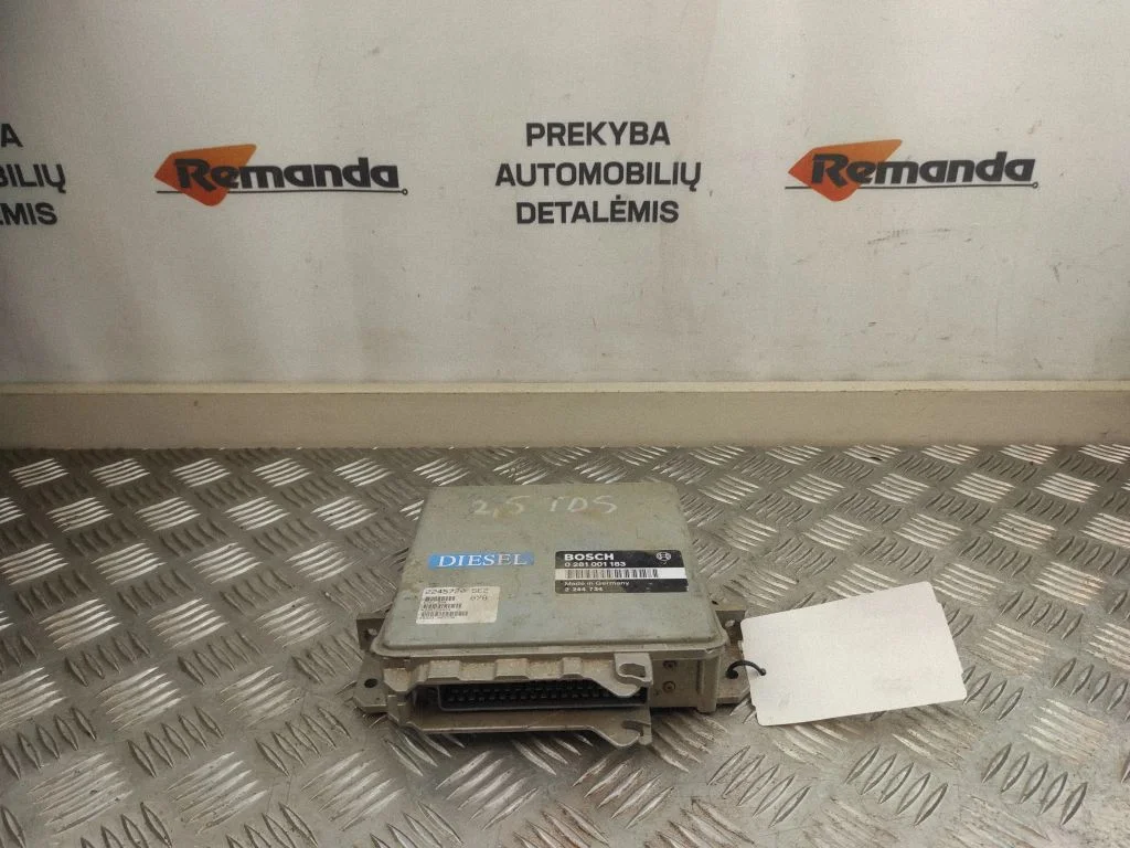 Variklio valdymo blokas