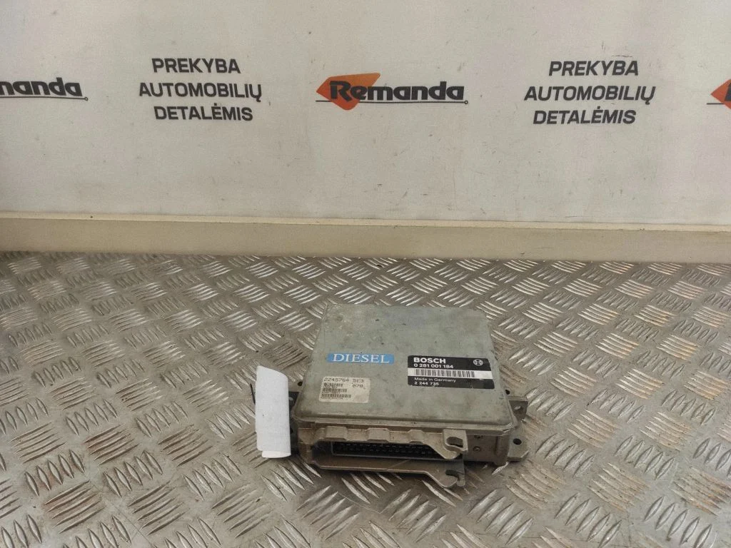 Variklio valdymo blokas