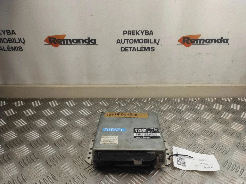 Variklio valdymo blokas