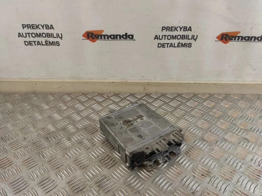 Engine control unit/module – Volkswagen Passat B5 (1997-2000)