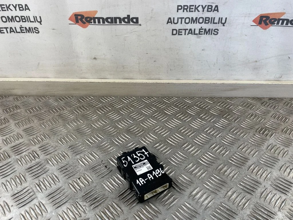 Citi vadības bloki/moduļi 8969005040