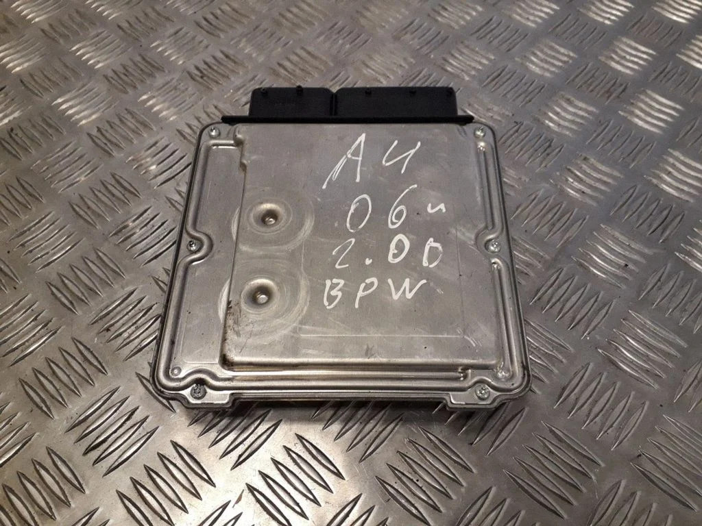 Dzinēja vadības bloks 03G906016LQ