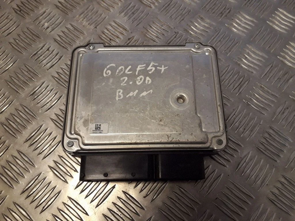 Dzinēja vadības bloks 03G906021SF
