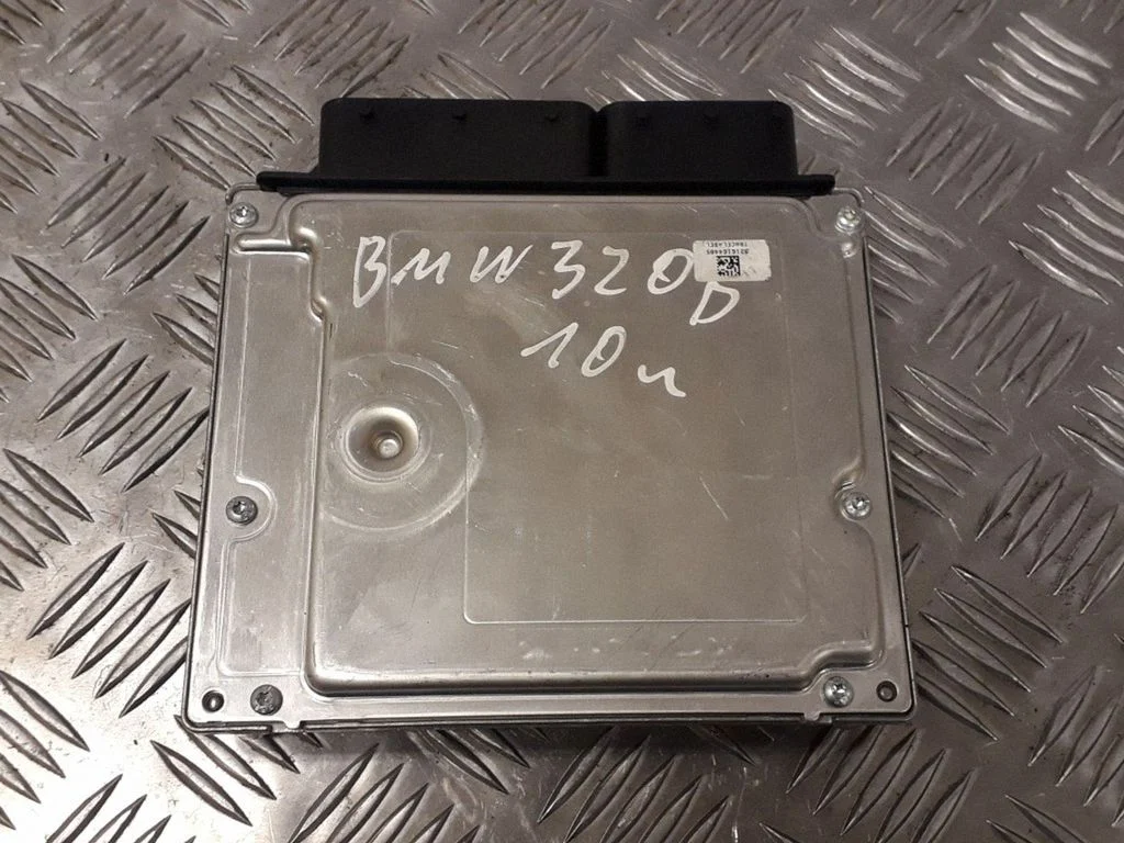 Dzinēja vadības bloks 0281016067