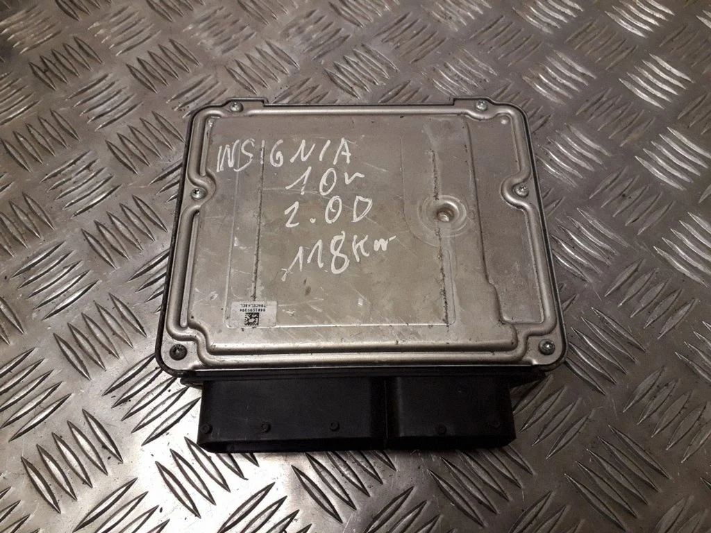 Engine control unit/module 0281016704