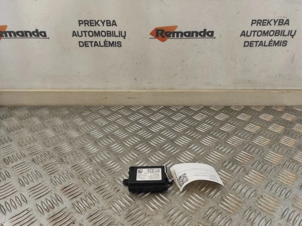 Citi vadības bloki/moduļi 6582937137401
