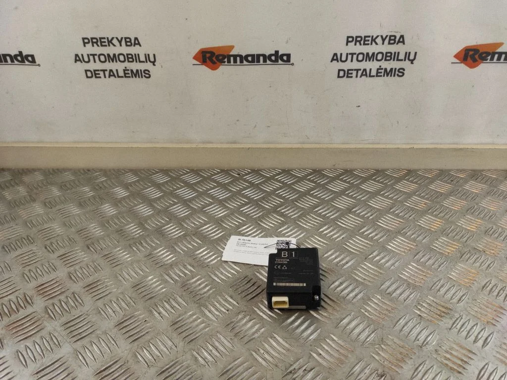 Other control units/modules 897B042110