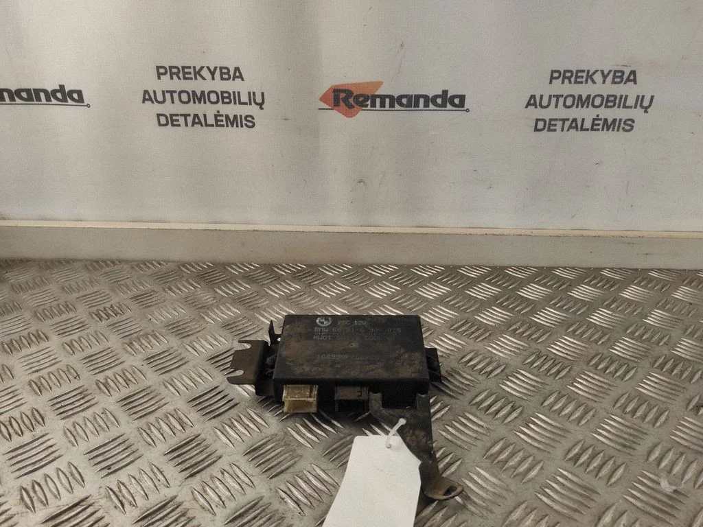 Parkošanās (PDC) sensoru vadības bloks 66216904023