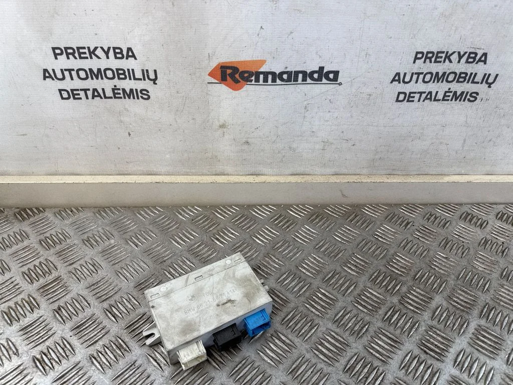 Parkošanās (PDC) sensoru vadības bloks – BMW 5. sērija E39 (1996-2003)