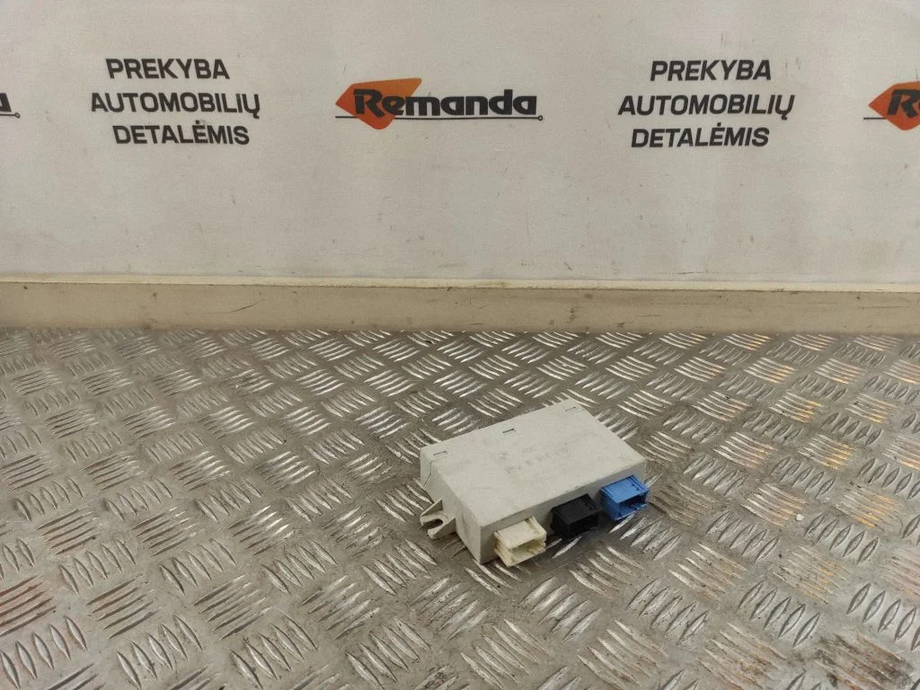 Parkimisandurite (PDC) juhtplokk – BMW 5-seeria E39 (1996-2003)