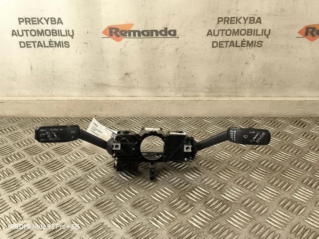 Sviru komplekts 2G0953521AE