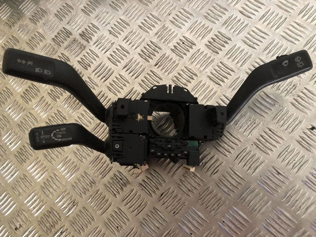 Wiper turn signal indicator stalk/switch 3C9953507P