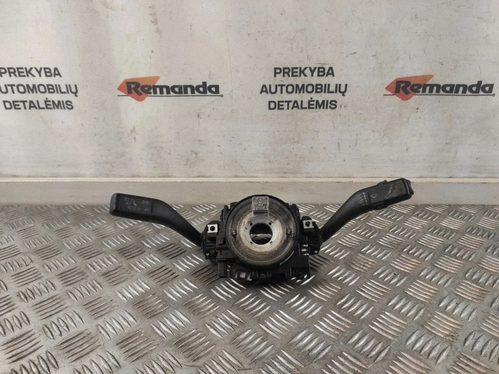 Sviru komplekts 5K0953507