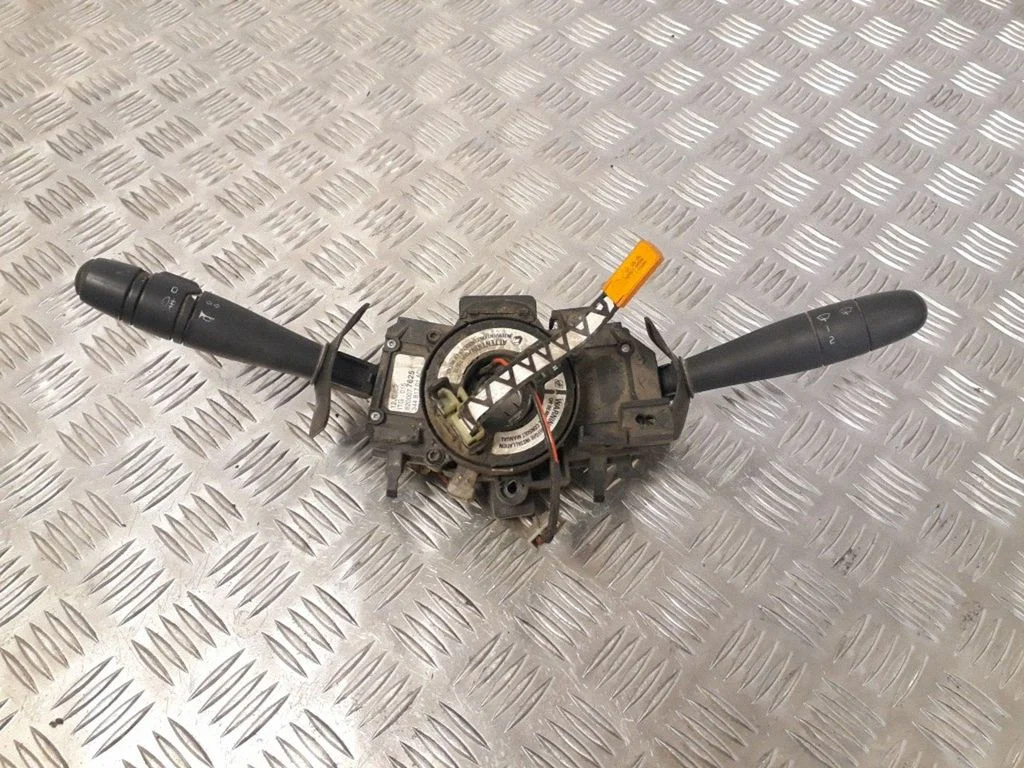 Hoobade komplekt 8200077625 – Renault Kangoo I (1997-2003)