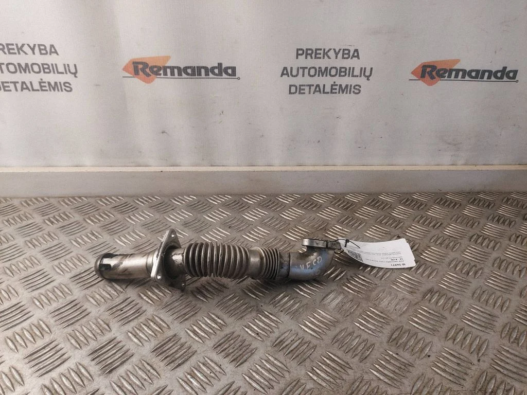 EGR valve line/pipe/hose – front