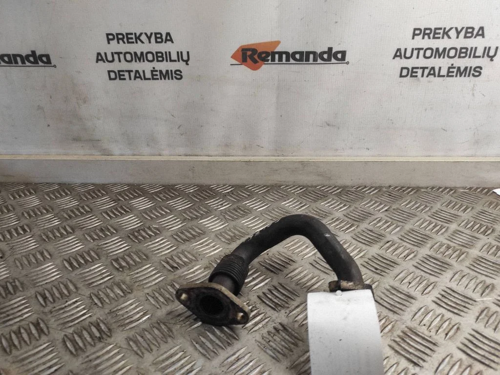 EGR caurule (-es)/ šļūtene (-es) 03G131521R