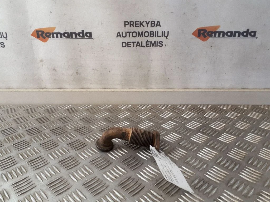 EGR caurule (-es)/ šļūtene (-es)