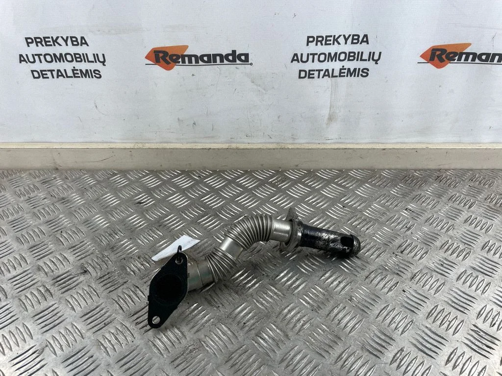 EGR vamzdelis (-iai)/ žarna (-os)