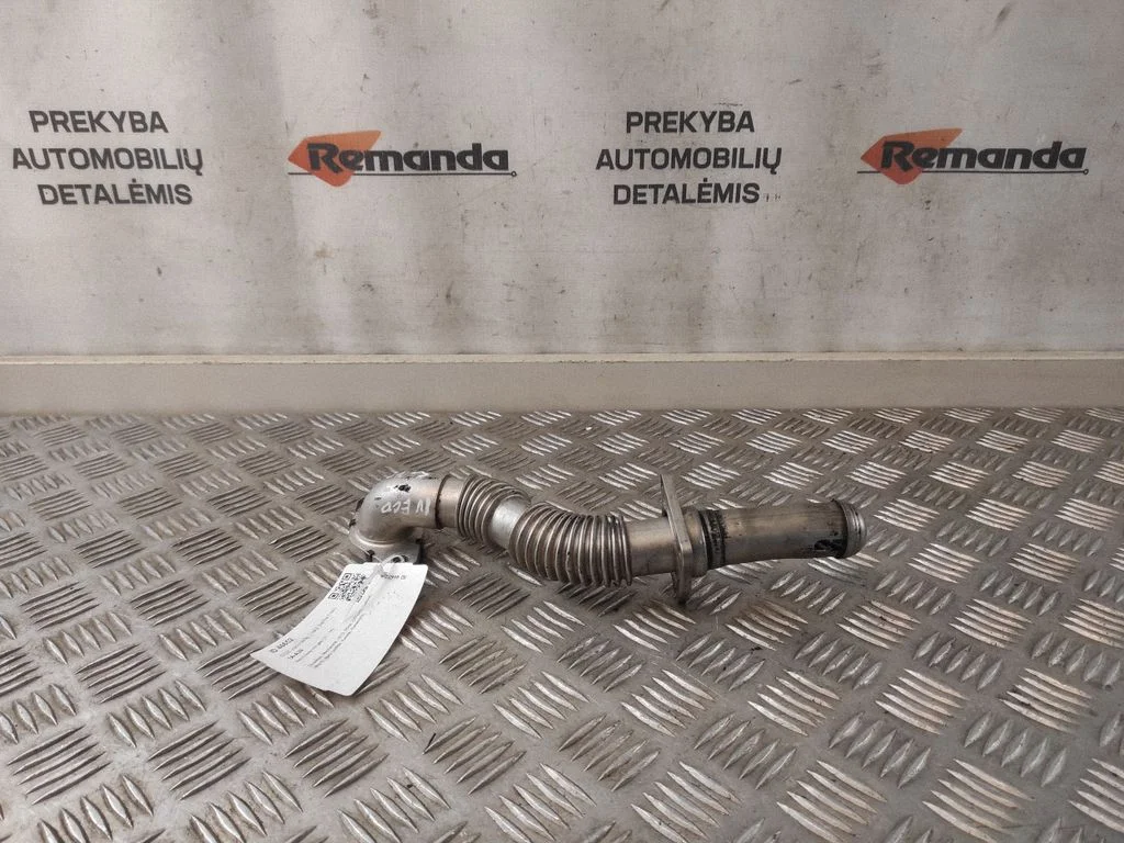EGR vamzdelis (-iai)/ žarna (-os)