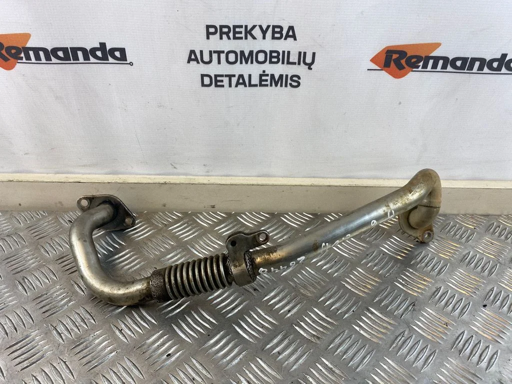 EGR caurule (-es)/ šļūtene (-es) 03L131521AK